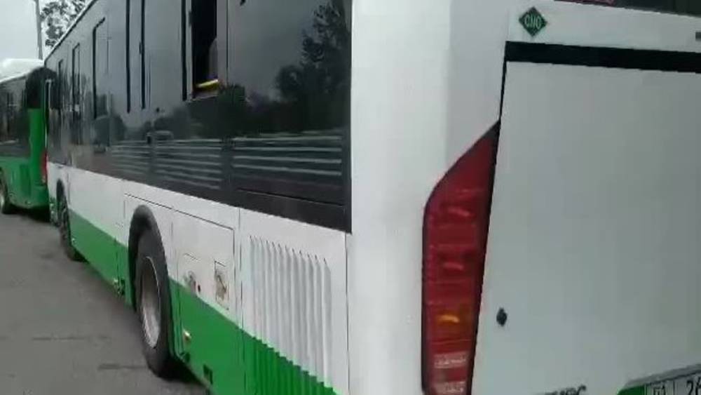 Конечная автобуса №48 на остановке на Фучика не создает пробок, - мэрия