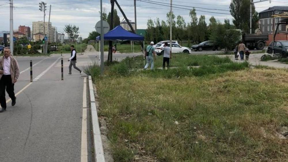 Владельцы забрали незаконно установленную палатку на Масалиева-Иманкулова, - мэрия