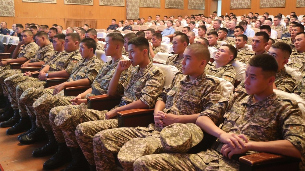Силы воздушной обороны Вооруженных сил КР отметили свое 18-летие ...