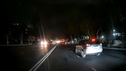 Горожанин жалуется на «неадекватное» вождение водителя «Лексуса». Видео