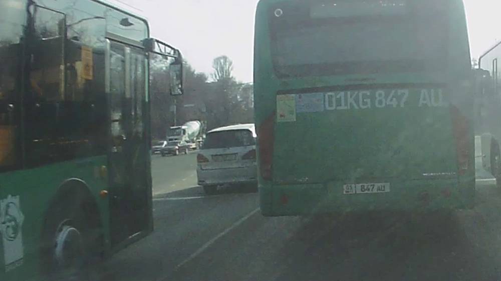 Водителю автобуса №51 объявили выговор, - мэрия