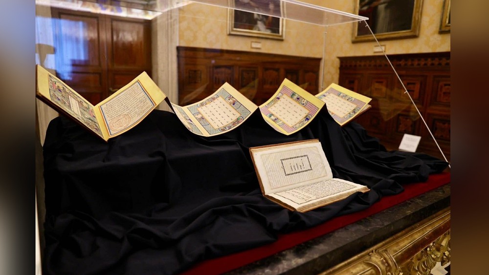 Сутры и книги, хранящие историю Великой Монгольской империи, хранящиеся в Папской секретной библиотеке