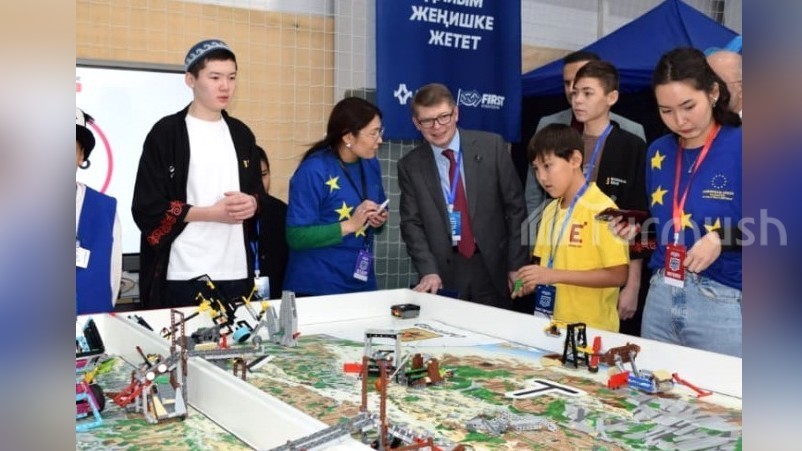 Ученики школы №6 города Кара-Балта стали победителями регионального чемпионата по робототехнике