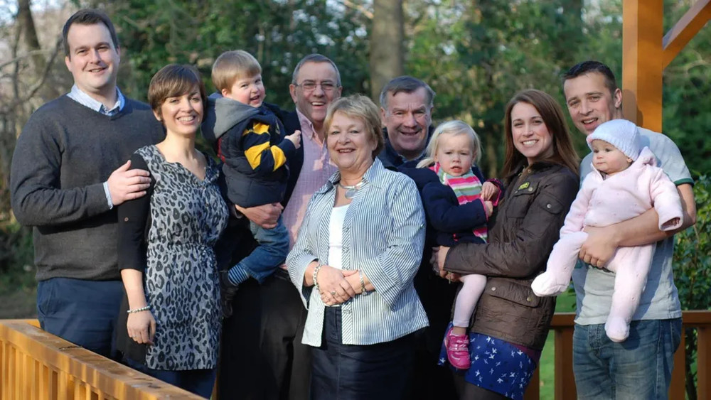 «[Ронни] был рядом ещё до их появления и остался, когда у них уже появились собственные дети», - говорит Роб