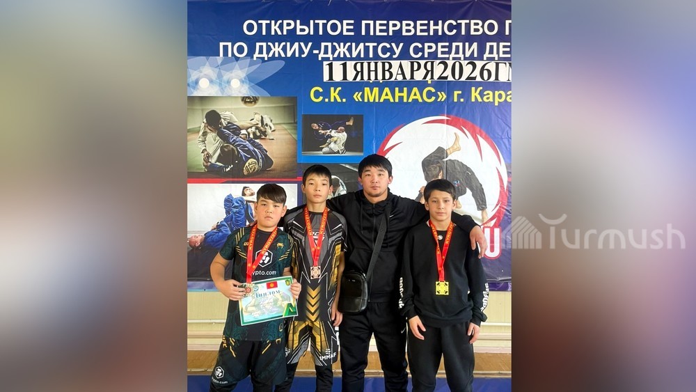 В Кара-Балте состоялось открытое первенство по грэпплингу среди школьников