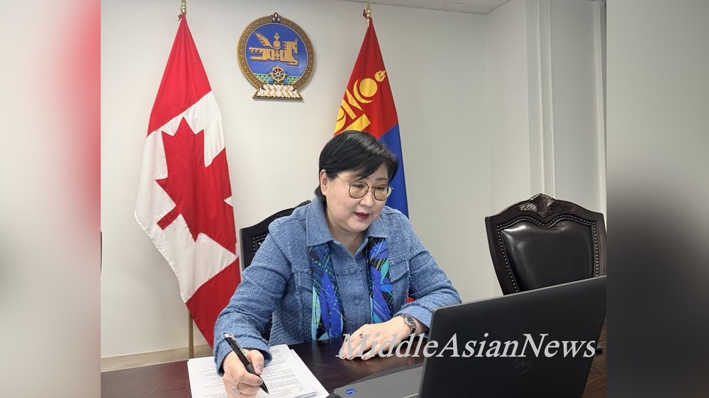 Сарантогос Эрдэнэцогт, посол Монголии в Канаде