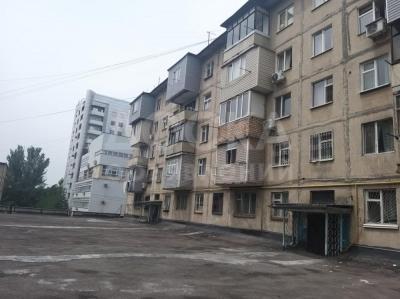 Продаю 3-комнатную квартиру, 58кв. м., этаж - 3/5, 8 мкр, Жук-Пудовкина.