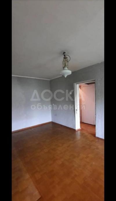 Продаю 2-комнатную квартиру, 44кв. м., этаж - 4/4, Ахунбаева\Абая.