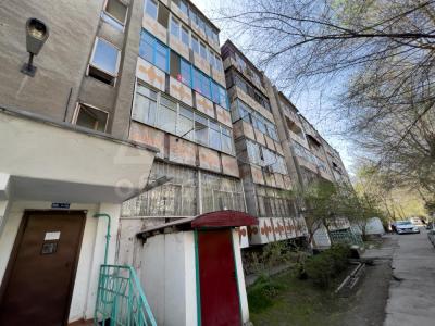 Продаю 2-комнатную квартиру, 48кв. м., этаж - 5/5, Кольбаева пер. Лермонтова.