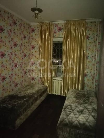 Сдаю 3-комнатную квартиру, 60кв. м., этаж - 1/9, Вечерний Бишкек.