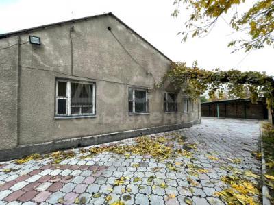 Продаю дом 4-ком. 110кв. м., этаж-1, 7-сот., стена кирпич, Советская.