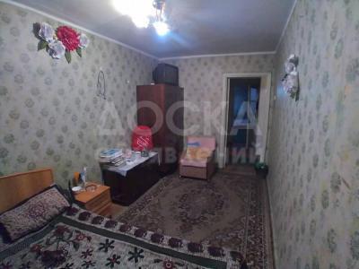 Продаю 3-комнатную квартиру, 56кв. м., этаж - 1/4, Токтоналиева/Сухомлинова.