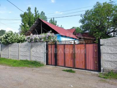 Продаю дом 5-ком. 156кв. м., этаж-1, 7,5-сот., стена кирпич, Комсомольская.