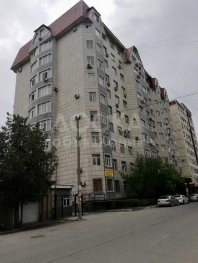 Продаю 4-комнатную квартиру, 160кв. м., этаж - 7/9, Боконбаева/Исанова.