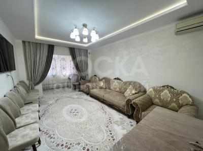 Продаю 3-комнатную квартиру, 65кв. м., этаж - 1/5, Кольбаева.