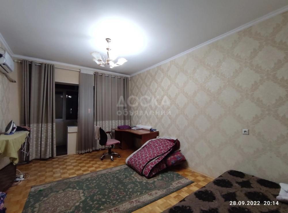 Продаю 3-комнатную квартиру, 61кв. м., этаж - 5/5, Московская/Гоголя.