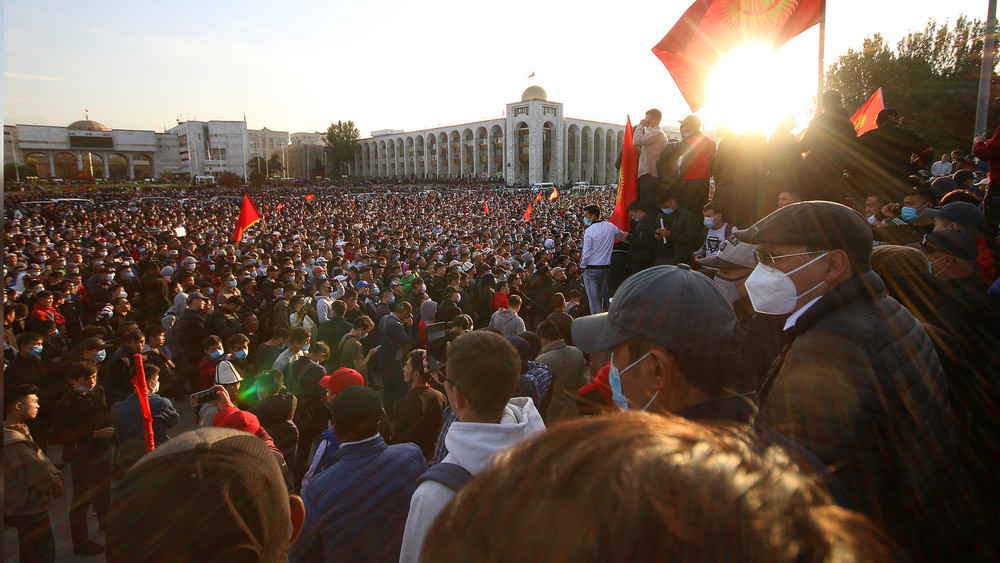 Ситуация на площади Ала-Тоо после выборов
