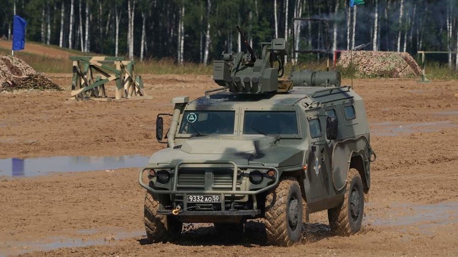 Тигр с боевым модулем арбалет дм