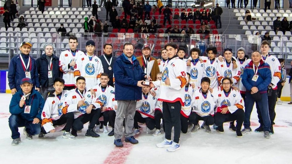 Сборная Кыргызстана по хоккею U-20
