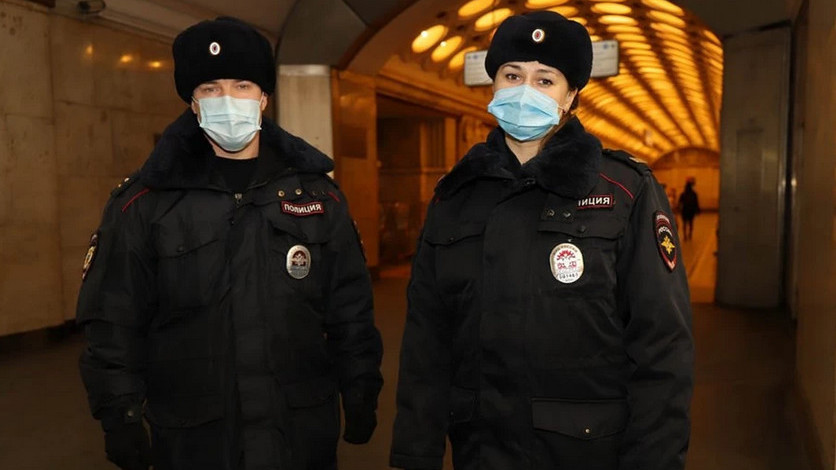 Полицейские, которые приняли роды у кыргызстанки