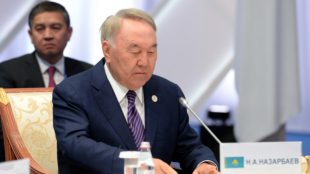 Н.Назарбаев на заседании Высшего Евразийского экономического совета в узком составе