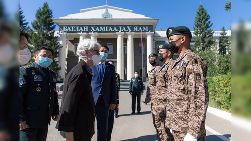 CentralAsia: Монголия за пять дней провела переговоры с Китаем, США, Японией и Южной Кореей - Vimarsana News