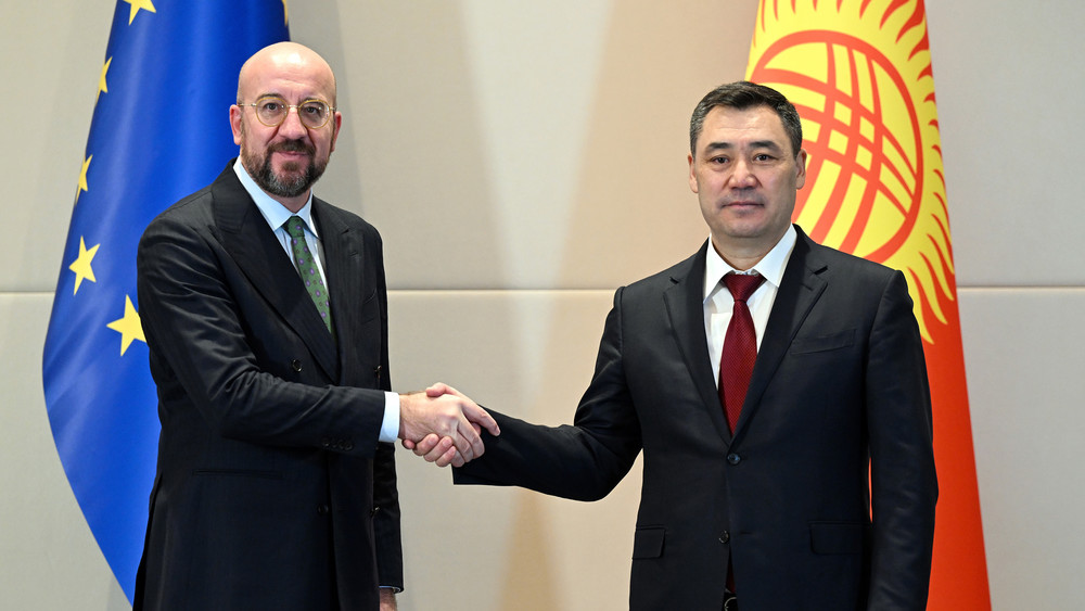 Председатель Европейского Совета Шарль Мишель и президент Кыргызстана Садыр Жапаров