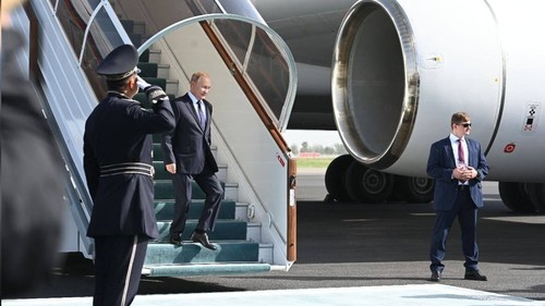 CentralAsia: Путин прибыл в Самарканд для участия в саммите ШОС. Фото, видео - Vimarsana News