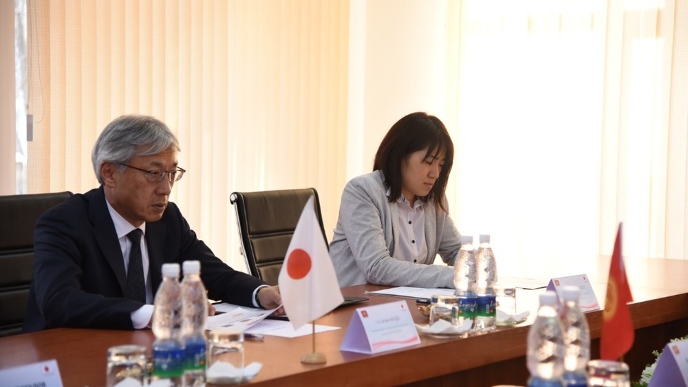 посол Японии в Кыргызстане Сигэки Маэда