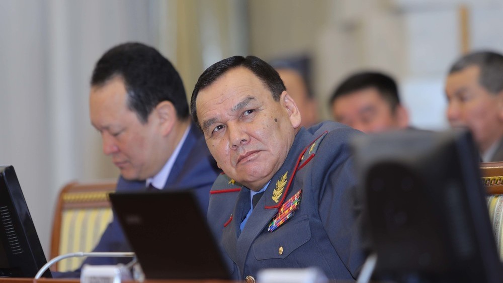 Министр внутренних дел Кашкар Джунушалиев