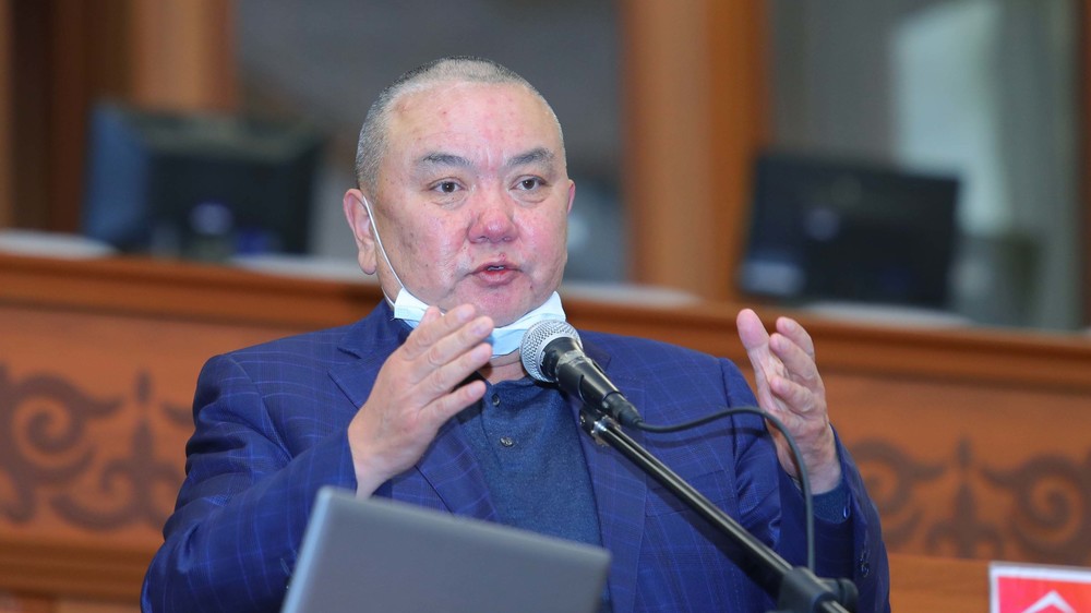 Депутат Алмасбек Акматов