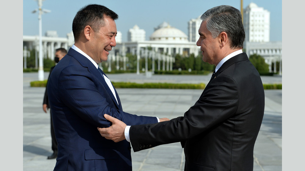 Президент Кыргызстана Садыр Жапаров и президент Туркменистана Гурбангулы Бердымухамедов