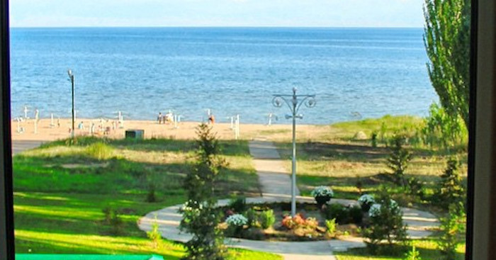 Пляж пансионата «Алтын-Кум»