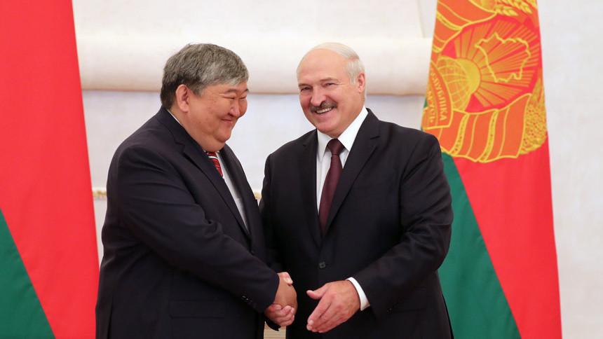 Эрмек Ибраимов и Александр Лукашенко
