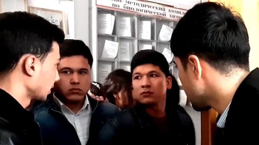 Студенты из Узбекистана