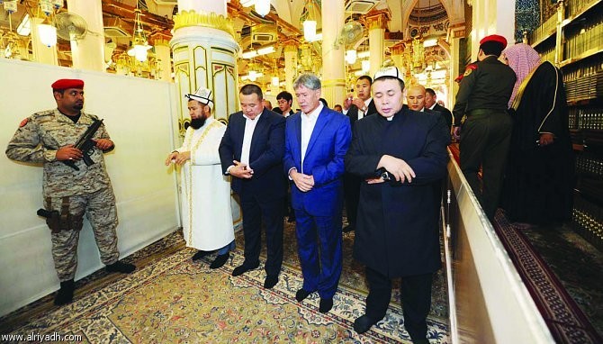 Кто из президентов стран Центральной Азии совершил паломничество в Мекку в этом году и за все постсоветские годы
