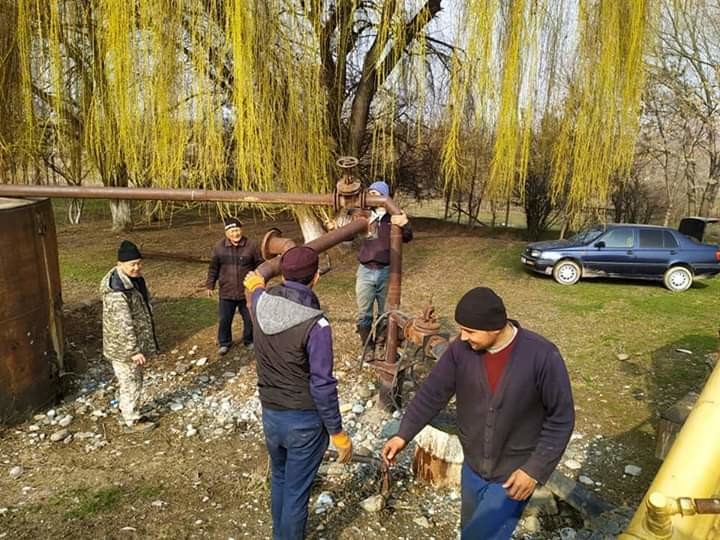 Базар коргонский. Село Акман базар коргонский район. Базар Коргонское водохранилище. Село Абдраймова базар-коргонский район. Базар-коргонский район Бешик-жон.