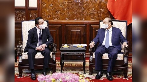 CentralAsia: Президент Вьетнама принял уходящего посла Монголии - Vimarsana News