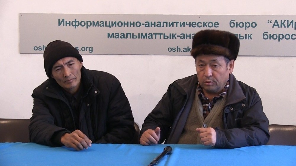 Куатбек Салибаев (оң жакта)