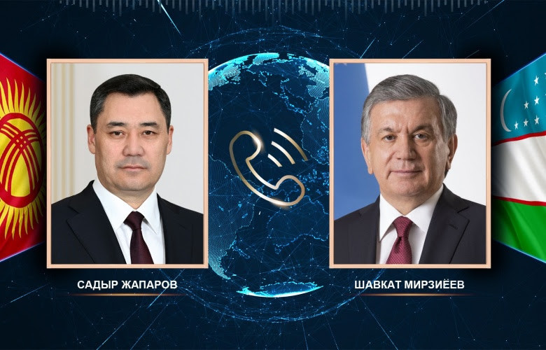 Президент Жапаров провел телефонный разговор с президентом Узбекистана Мирзиёевым