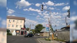 Когда заработает светофор на пересечении улиц Осмонкула и Куренкеева?