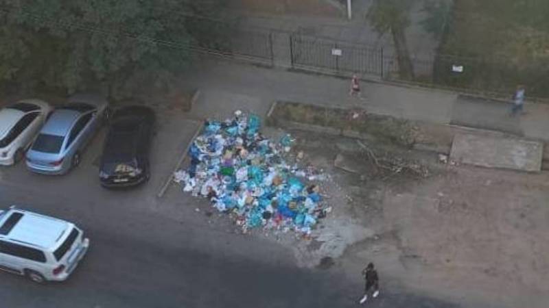 Гора мусора на Исанова-Боконбаева. Вид сверху