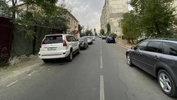 Почему на Бектенова нет тротуаров? Фото горожанина