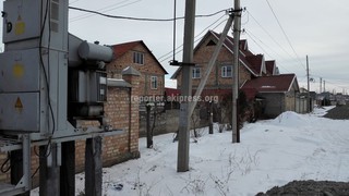 В селе Кок Жар по улице Куланова в течение нескольких дней все время выходит из строя трансформатор «Северэлектро», - читатель