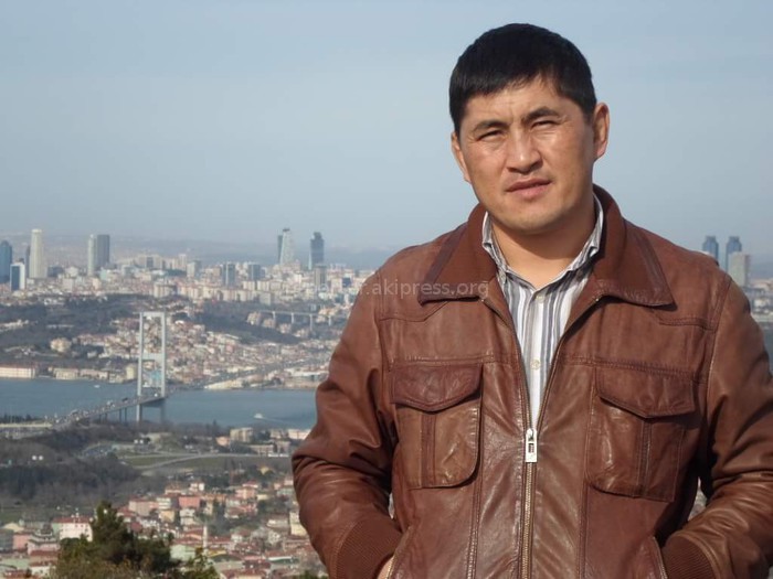 В кыргызстане 9 мужчин