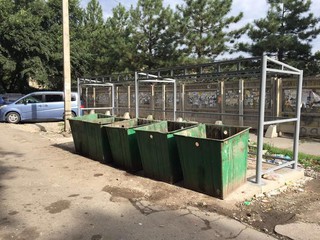 «Тазалык» ликвидировал мусор в 10 мкр и на территории морфокорпуса КГМА