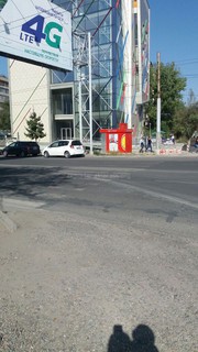 В Бишкеке на перекрестке Юнусалиева-Шопена стерт пешеходный переход, - читатель (фото)