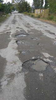 Читатель жалуется на состояние дороги ул.Кокчетавской в Бишкеке (фото)