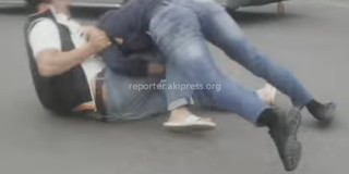 Милиция разыскивает водителя «Лексуса», который подрался с другим водителем на Шабдан баатыра-Анкара