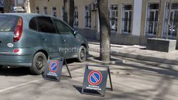 Законно ли огораживают общественную парковку на ул.Панфилова?, - бишкекчанин (фото)